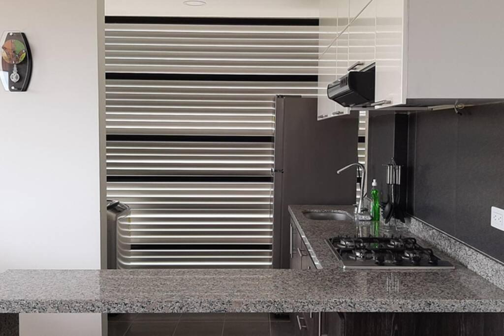 Apto Completo En Edif. Merlot-Cerca Al Wt.Center Ibague Exterior photo